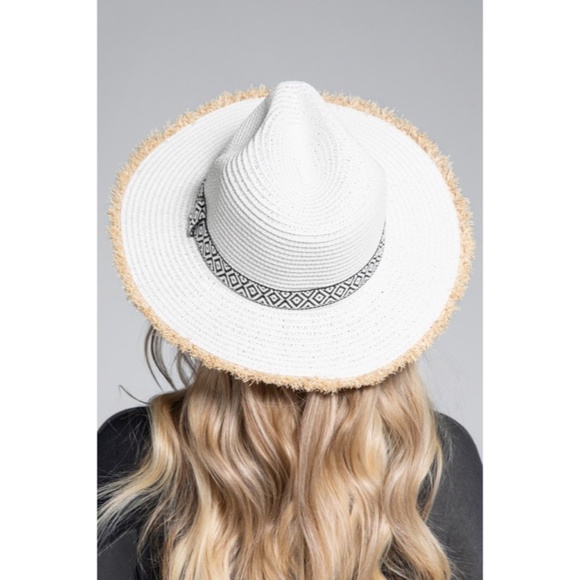 SOLD OUT White Ethnic Frayed Trim Straw Women's Panama Hat - Picture 3 of 5